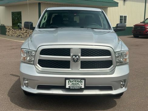 Used 2017 RAM 1500 Express RWD image 34