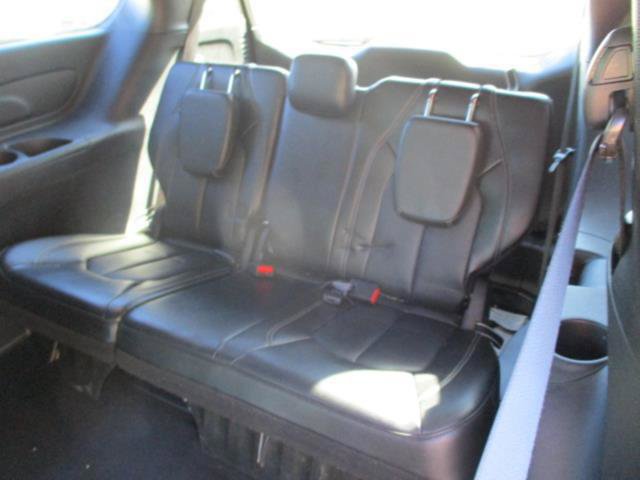 Certified 2025 Chrysler Pacifica Select FWD image 6