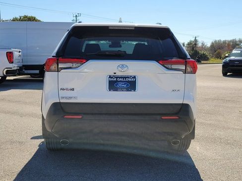 Used 2024 Toyota RAV4 XLE image 5