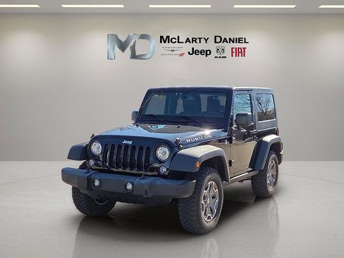 Used 2018 Jeep Wrangler Rubicon w/ Dual Top Group image 2