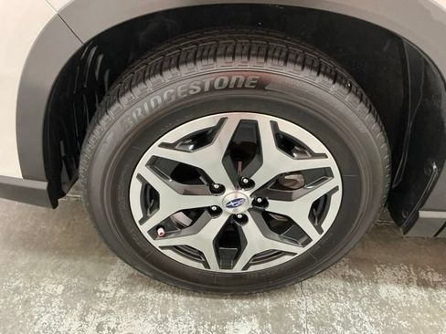 Used 2023 Subaru Forester Premium AWD/4WD image 10