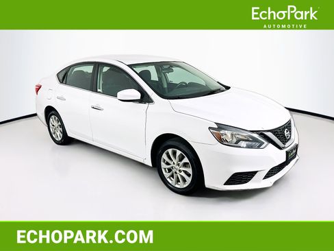 Used 2019 Nissan Sentra SV image 1