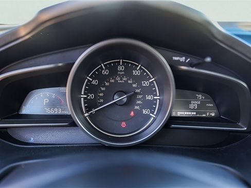 Used 2017 MAZDA MAZDA3 Touring image 14