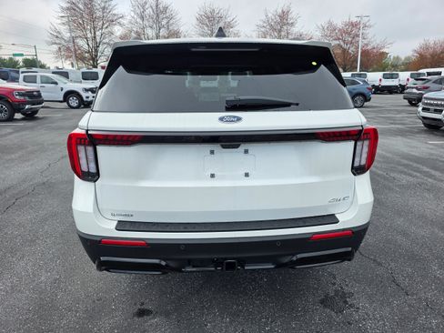 New 2026 Ford Explorer ST-Line AWD/4WD image 11