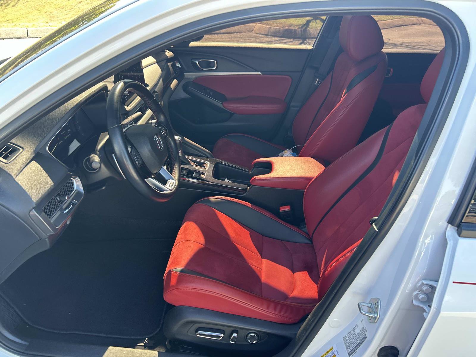 Used 2023 Acura Integra A-Spec w/ Technology Package FWD image 23