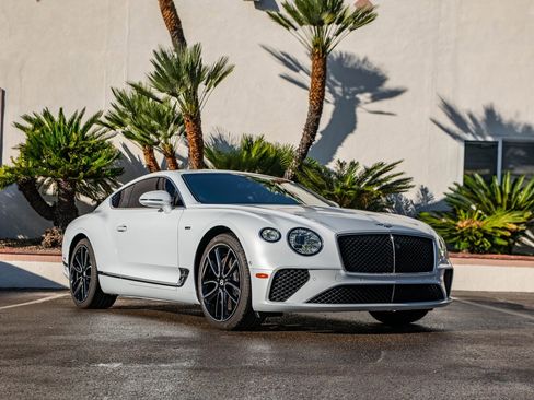 Used 2024 Bentley Continental GT image 13