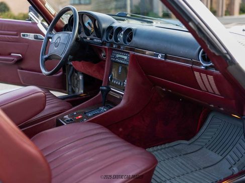 Used 1987 Mercedes-Benz 560 SL image 37
