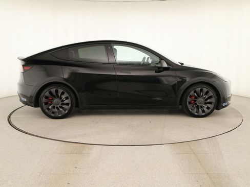 Used 2021 Tesla Model Y Performance AWD/4WD image 8