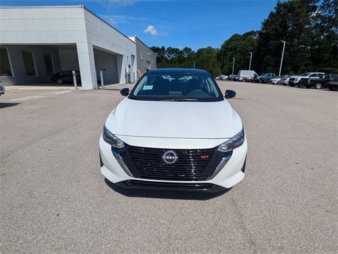 New 2025 Nissan Sentra SR w/ Trunk Package image 8