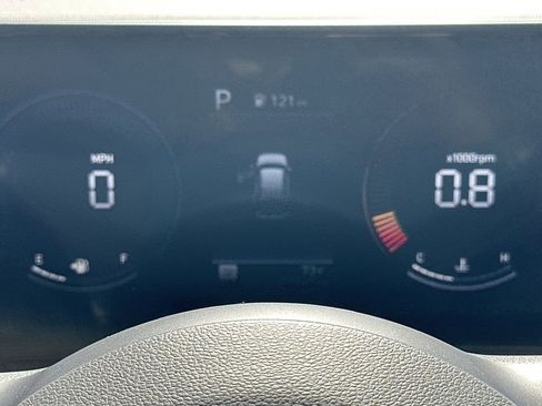 Used 2024 Hyundai Kona SEL image 27