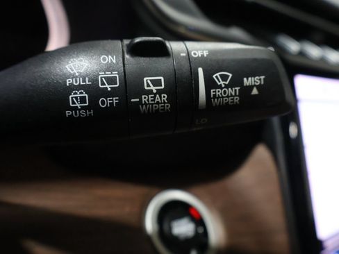 Used 2022 Jeep Grand Cherokee Summit w/ Adv Protech Group IV AWD/4WD image 35