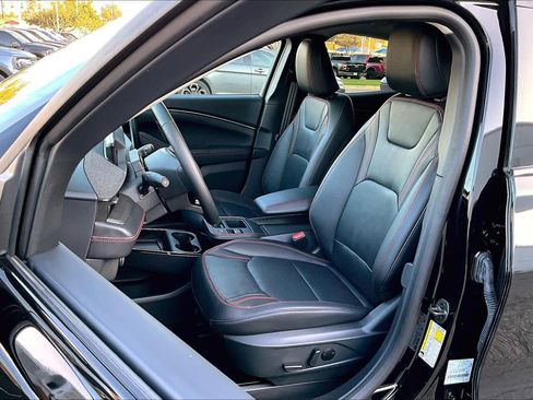 Used 2025 Ford Mustang Mach-E Premium w/ Sport Appearance Package image 7