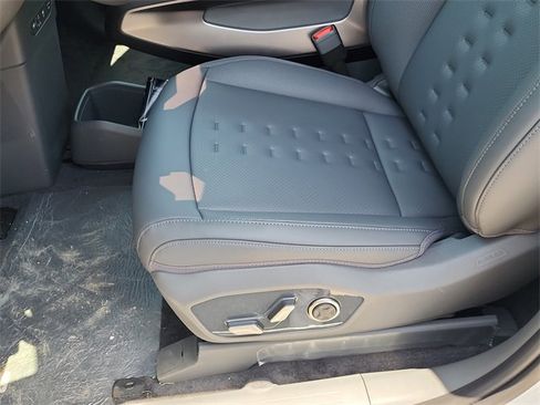 New 2026 Kia EV9 Wind image 13