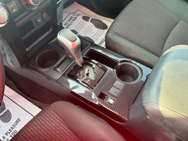 Used 2020 Toyota 4Runner TRD Off-Road AWD/4WD image 20
