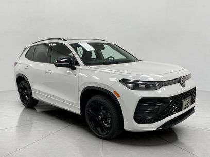 New 2025 Volkswagen Tiguan SE R-Line