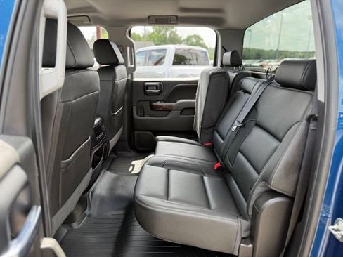 Used 2018 GMC Sierra 1500 SLT w/ SLT Premium Package AWD/4WD image 15