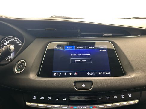 Used 2023 Cadillac XT4 Luxury w/ Driver Awareness Package image 34