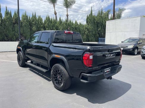 New 2026 GMC Canyon Elevation w/ Convenience Package RWD image 7