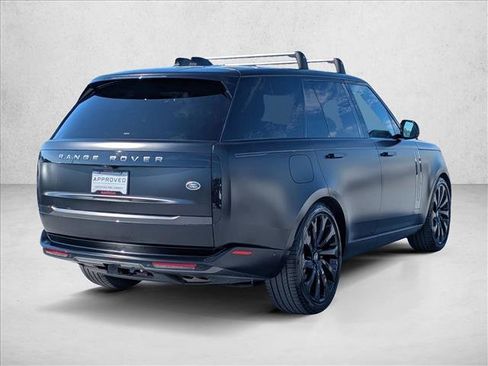 Certified 2023 Land Rover Range Rover SE image 5