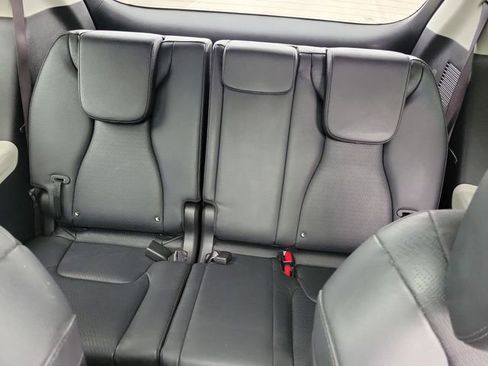 Used 2024 Kia Carnival SX Prestige FWD image 13