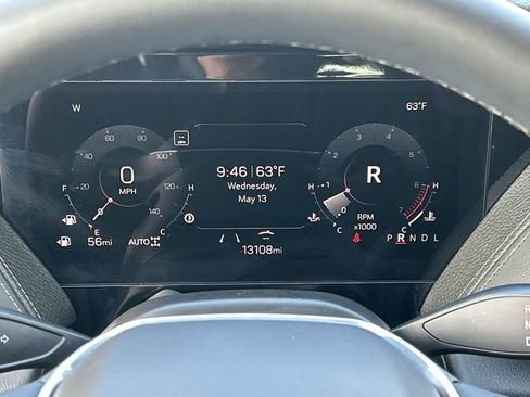 Used 2025 GMC Yukon XL Denali AWD/4WD image 32