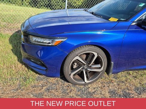 Used 2020 Honda Accord Sport image 4