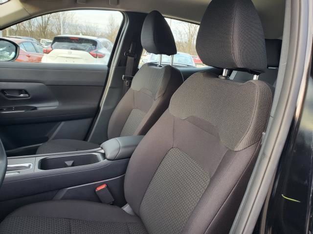 Used 2026 Nissan Kicks S FWD image 19