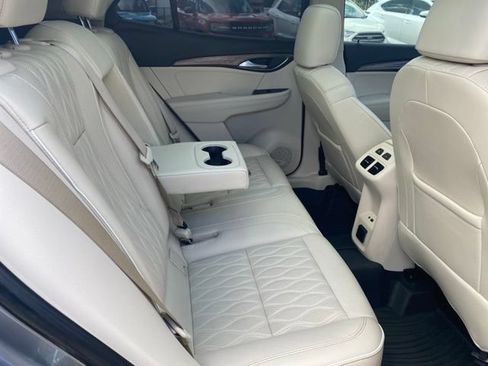 Used 2021 Buick Envision Avenir w/ Technology Package II FWD image 14