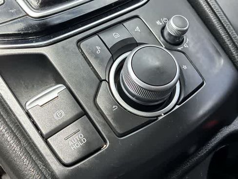Used 2021 MAZDA CX-5 Touring FWD image 38