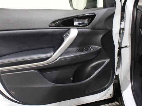 Used 2024 Mitsubishi Eclipse Cross SEL image 6