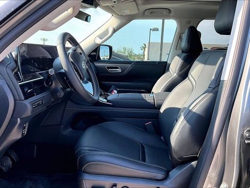 Used 2026 INFINITI QX80 Pure w/ Cargo Package AWD/4WD image 5