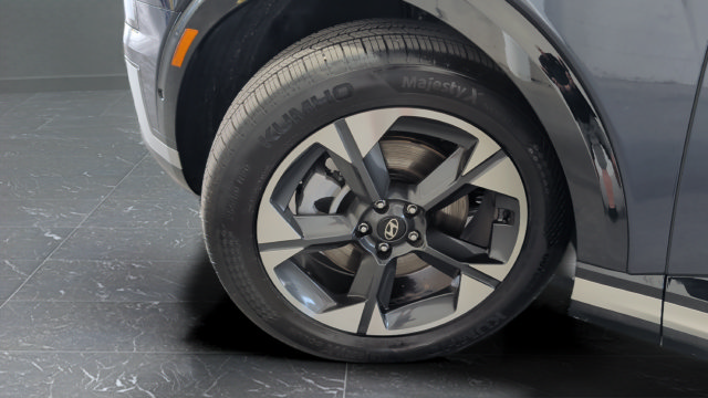 Certified 2026 Hyundai Palisade Limited AWD/4WD image 31