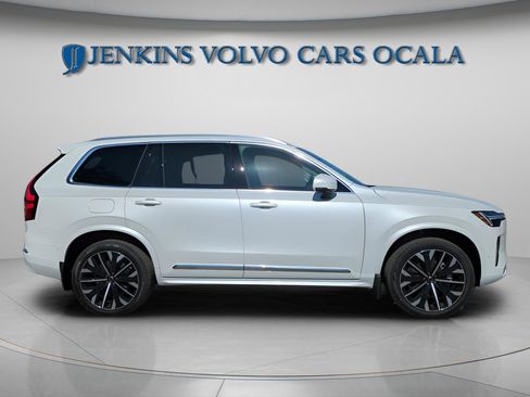 New 2026 Volvo XC90 B6 Ultra w/ Protection Package image 9