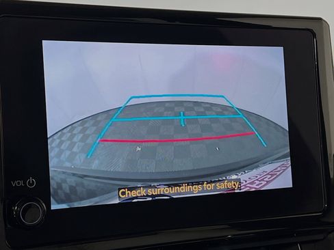 Used 2024 Toyota Corolla Cross LE w/ Moonroof Package AWD/4WD image 16