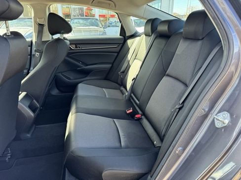 Used 2022 Honda Accord LX image 9