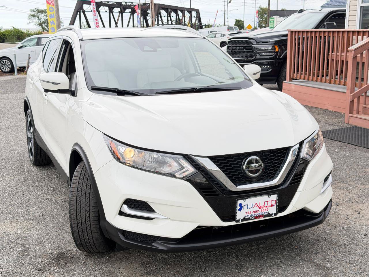 Used 2022 Nissan Rogue Sport SL AWD/4WD image 90