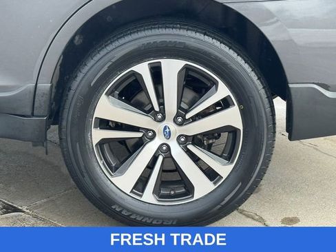 Used 2018 Subaru Outback 2.5i Limited image 7