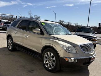 Used 2011 Buick Enclave CXL image 1