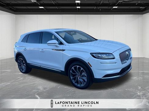 Certified 2023 Lincoln Nautilus Reserve AWD/4WD image 7