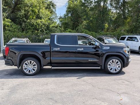 Used 2022 GMC Sierra 1500 Denali w/ Denali Premium Package AWD/4WD image 5