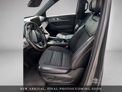 Used 2025 Ford Explorer ST-Line w/ Premium Package RWD image 5