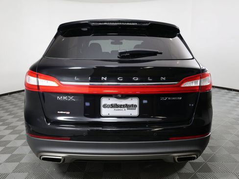 Used 2016 Lincoln MKX Reserve w/ Climate Package image 3