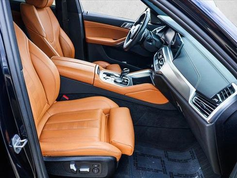 Used 2021 BMW X6 xDrive40i w/ M Sport Package image 28