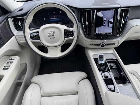 Certified 2025 Volvo XC60 T8 Ultra w/ Protection Package image 14