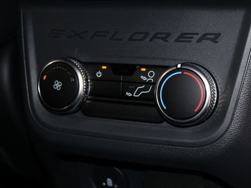 New 2026 Ford Explorer ST-Line image 35