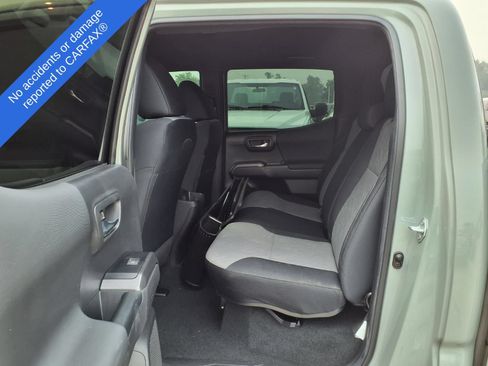 Used 2023 Toyota Tacoma TRD Off-Road AWD/4WD image 12