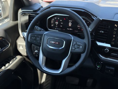 New 2026 GMC Sierra 1500 SLE w/ X31 Off-Road Package image 14