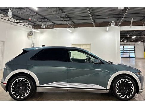 Used 2024 Hyundai Ioniq 5 Limited AWD/4WD image 9