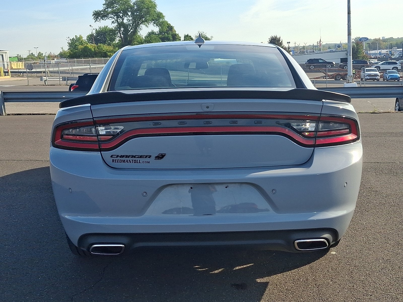 Used 2021 Dodge Charger SXT w/ Blacktop Package AWD/4WD image 5