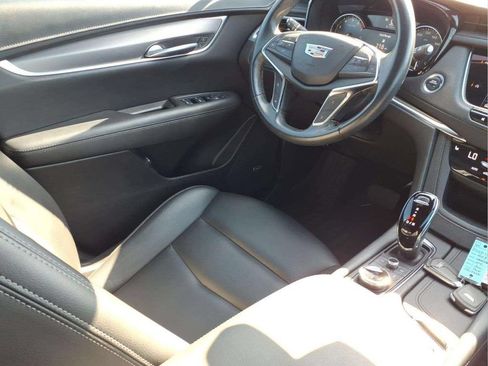 Used 2023 Cadillac XT5 Luxury FWD image 19